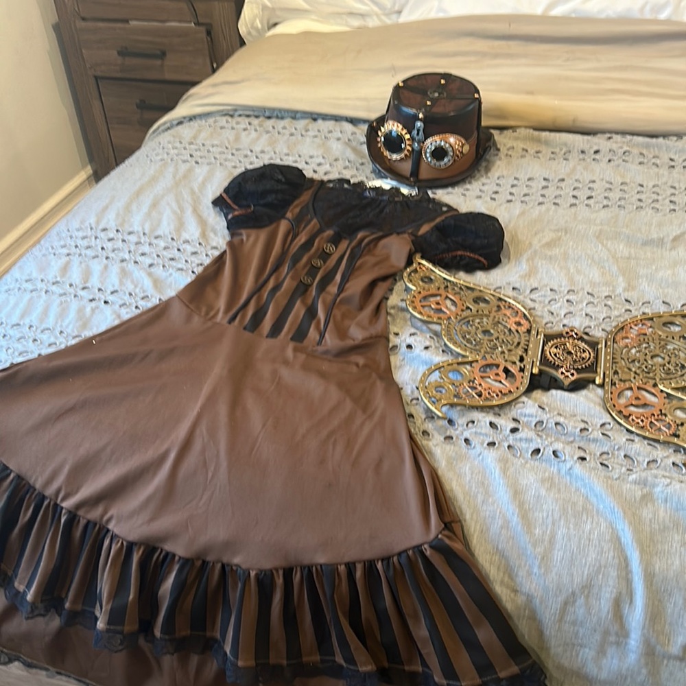 Halloween costumes for big girls